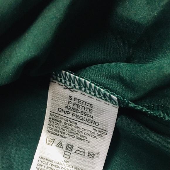 Banana Republic Lazer Cut Eyelet Blouse Dark Green Size small - Picture 11 of 11